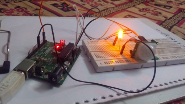 Interfacing PIR Sensor with Arduino - Practical Implementation.